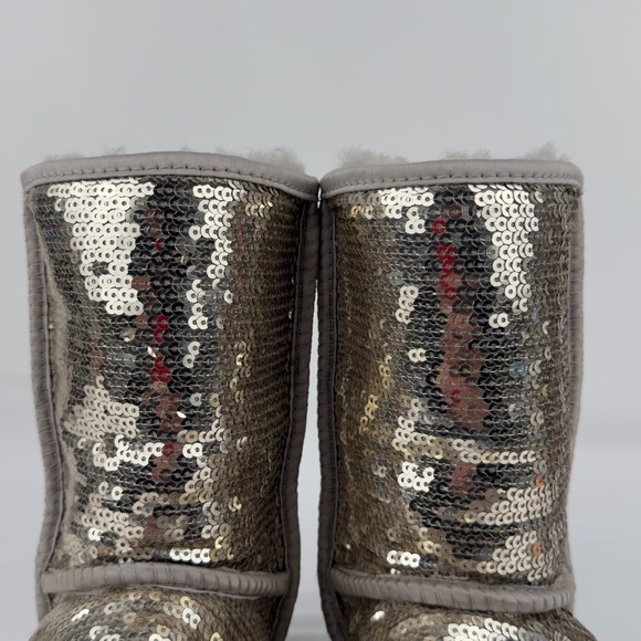 UGG Classic Short Sequin Sparkle Boots Silver Womens US 5 - Picture 5 of 12